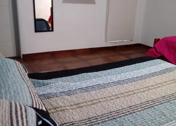 Dpto Economico Para Tres En Ballester Con Tv