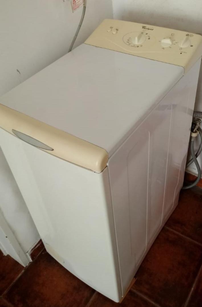 Dpto Economico Tres En Ballester Con Tv Apartment